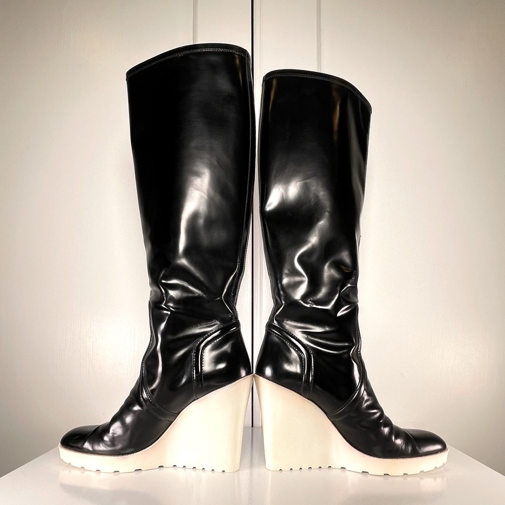 Gucci Patent Leather Boots - Picture 5 of 16